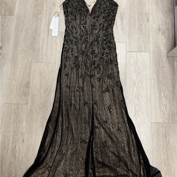 Aidan Mattox Black Beaded Maxi Dress NWT size 6 - Picture 13 of 14